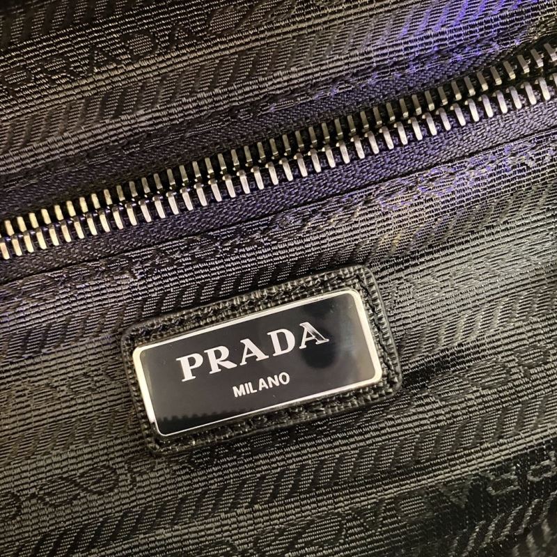 Pra*a waist chest packs